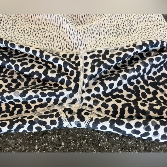 RARE Lululemon Wunder Under Crop II Full-On Luon (Roll Down) Yoga Run Workout - Picture 12 of 16